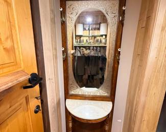 208 VintagePulaskiMahoganyHallTree