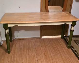 57 OakSideTableWithCreamGreenPaintedFrameLegs