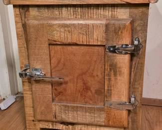 64 ModernReplicationOfARusticWoodenIceBox