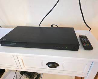 71 LGUP8754KUltraHD3DBluRayPlayerBluRayandDVDMovies