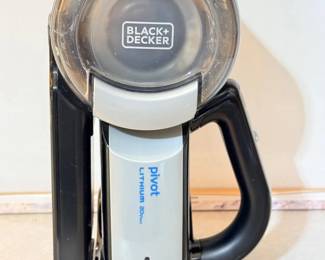 170 BlackDeckerPivotCompactLithiumIonHandVacuum