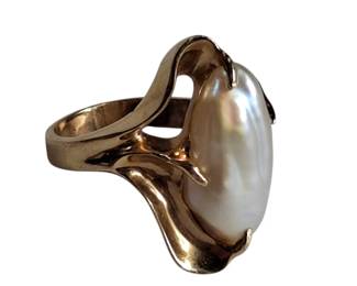 14k Gold Pearl Ring