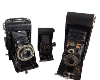 HUndreds of Vintage cameras