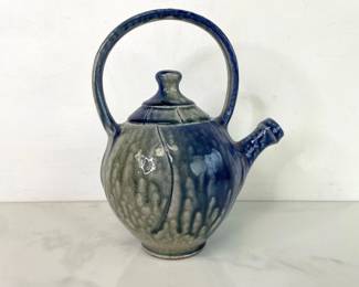 Lot 884  2016 Ben Owen III NC Pottery Tea Pot