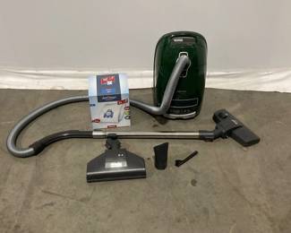 Lot 5087  Miele Complete C3 Vacuum Cleaner