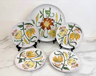 Lot 810  Vintage Italian Handpainted Lily Platter Plates