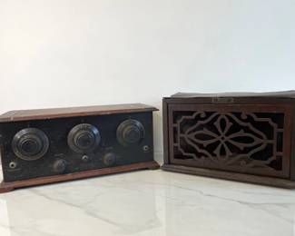 Lot 802  Antique Freshman Masterpiece Radio Sonora Radio Speaker Box