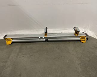 Lot 5050  Dewalt DW723 Miter Saw Stand