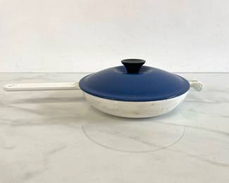 Lot 735  Le Creuset size 20 Enameled Skillet w lid