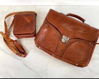 Lot 1046  Dionghi Italian Leather Satchel Leather Shoulder Bag Handmade in Greece