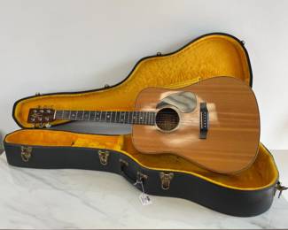 Lot 729  Alvarez Model DY77 by Kazuo Yairi Acoustic Guitar