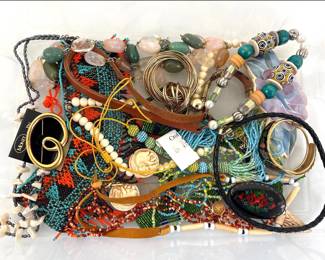 Lot 816  Costume Jewelry