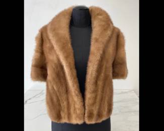 Lot 1083  Vintage Shillitos Fur Salon Ladies Shawl