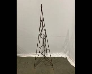 Lot 5134  Metal Garden Trellis