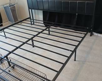king metal  bed frome with electric plug in headboard