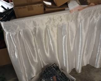 Gift table, white chair covers, table cloths