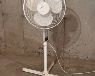HighLine Oscillating Fan