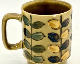 “Brady Bunch” Otagiri hand-painted leaf design mug