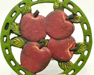 Metal Apple Trivet