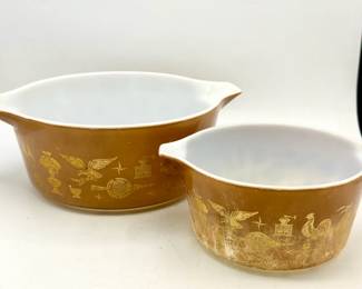 (2) Pyrex Early American Dishes