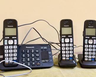 Panasonic expandable digital cordless speakerphone answering system