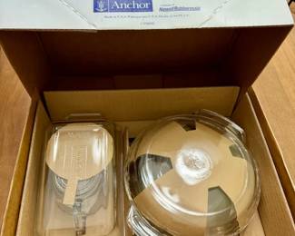 NIB Anchor Hocking Dish Set