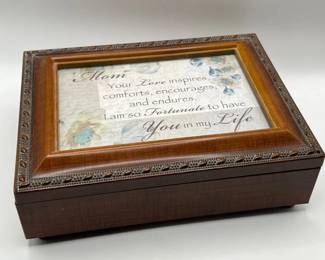 Wooden Music Box — Plays “Wind Beneath My Wings”