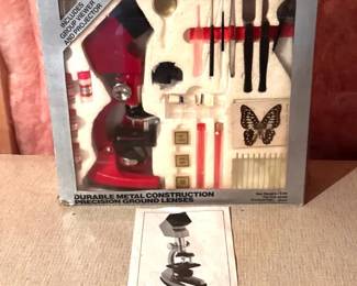 Taco 961-P Microscope 900x Zoom