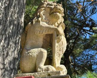 Detail of Bath stone Lyon (One of two)