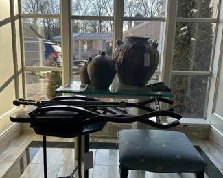 A group of pottery vessels