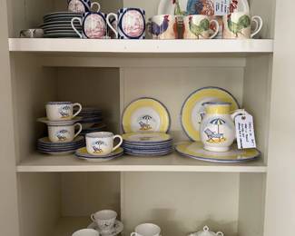 More kitchen accessories