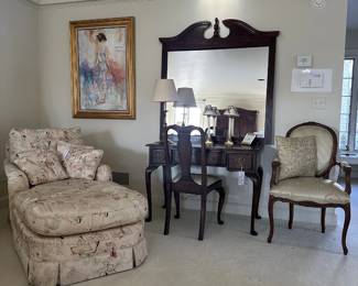 Corner sitting in Primary Bedroom