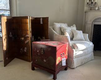 Folding Screen in Primary