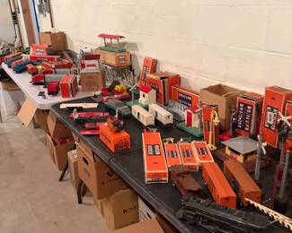 More Lionel trains 