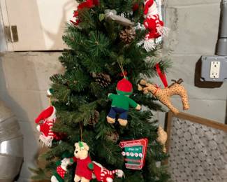 Decorative planter trees