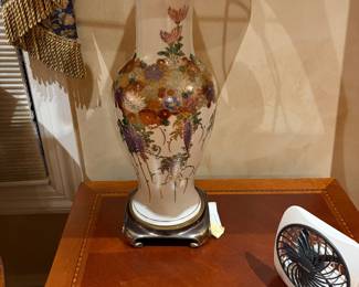 Floral porcelain lamp