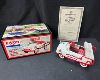 Crown Premiums DieCast 1948 BMC Fire Engine Pedal Car