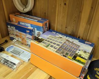 HO Scale Building Models