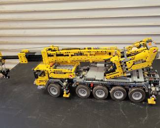 Lego Technic 42009 Mobile Crane 