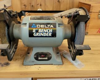 Delta 8" Bench Grinder Model 23-880