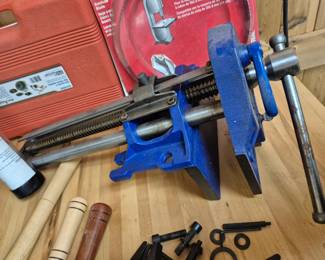 Made in England 52.5 Vise 