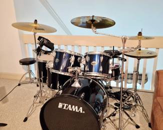 Tama Full Drumset