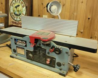 Delta Variable 6" Speed Bench Jointer Model 37-070