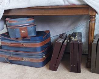 Luggage and brief cases