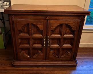 Vintage Thomasville Server