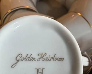 Golden Heirloom China Set – White Porcelain with Gold Trim Cups & Plates