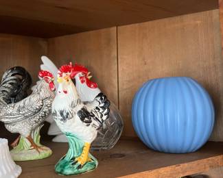Vintage Rooster Figurines – Hand Painted Ceramic Farm Decor (Set)