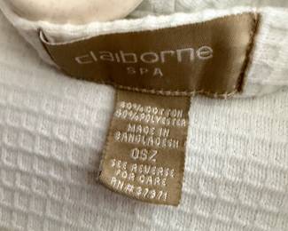 Claiborne Sweater – White Textured Knit Pullover