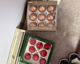 Christmas Ornament Lot – Mixed Decorations