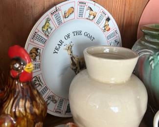 Ceramic Vase & Decor Lot – Mixed Home Items